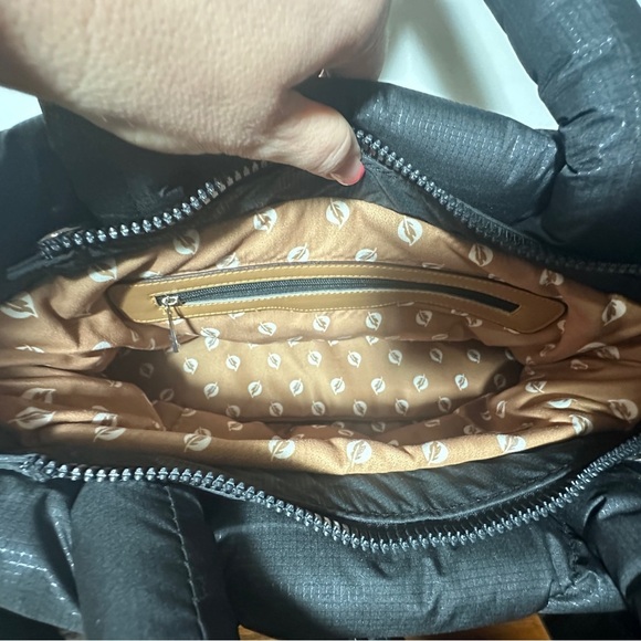 Flufie Shoulder Bag Jet Black Classic Quilted with Body Long Strap Puffer - Picture 8 of 8